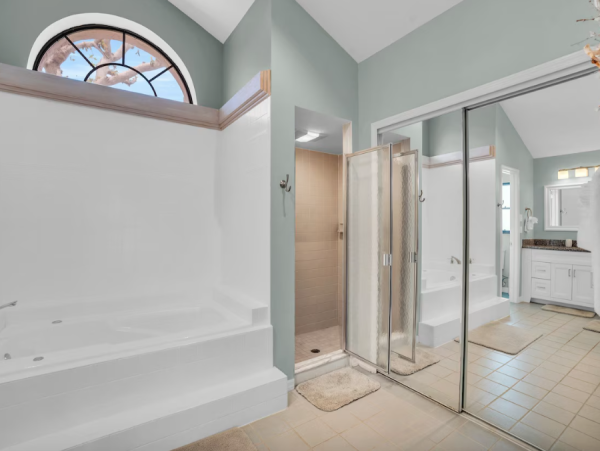Luxurious Gulf Access Home in Cape Coral